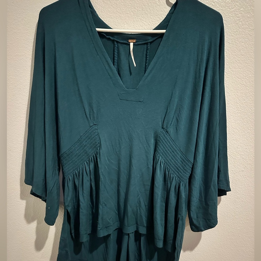 Free People Green women’s XS v neck blouse